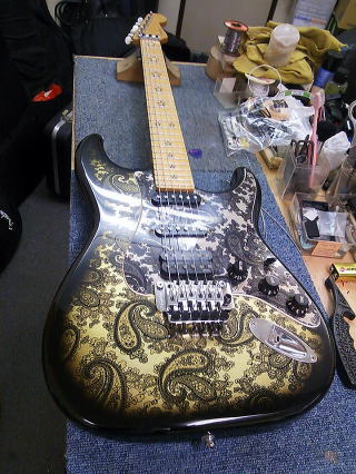 フェンダージャパン　リッチーサンボラモデル